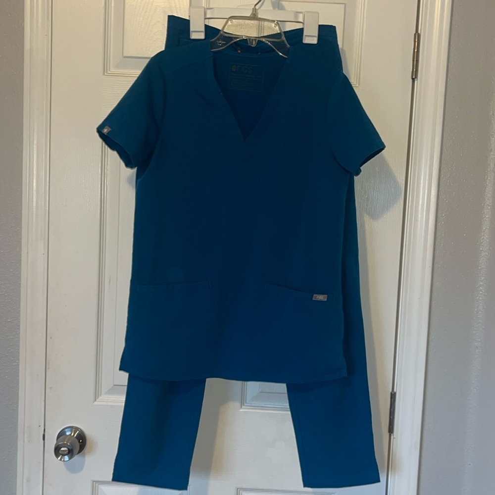 Figs scrub set xxs top xs/p bottoms